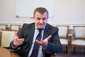 Ексміністр, підозрюваний у «вугільній справі», розлучився