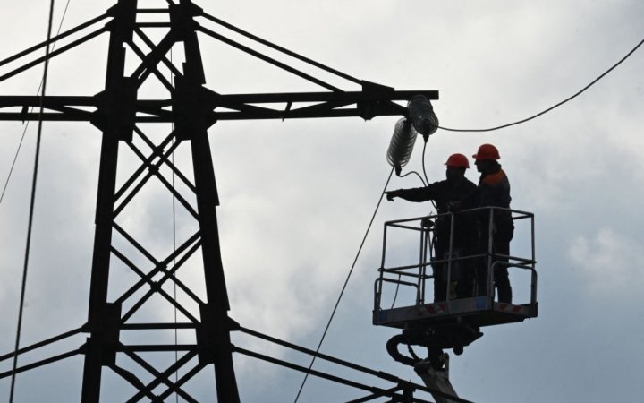 Енергетики повернули світло для понад 36,6 споживачів в Україні — новини LB.ua