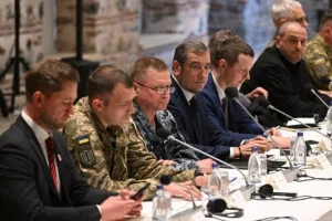 Українська делегація прибула до Туреччини на переговори