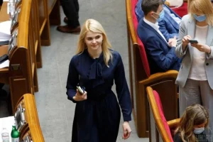 Нардепка Анна Колісник склала мандат