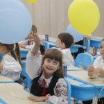 В Україні запускають нову виплату – “Пакунок школяра”