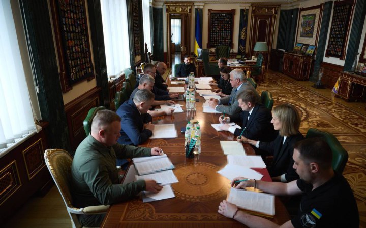 РНБО ухвалила чергові санкції проти Росії — новини LB.ua