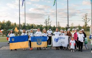 «Українські вертольоти» підтримали перший в Україні ветеранський марш-кидок Carpathian YOMP