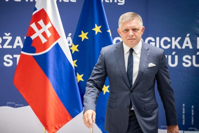 Фіцо вигадав дивну причину, щоб не їхати в Україну