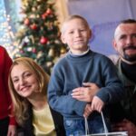 Свято від авіакомпанії «Українські вертольоти»: діти-сироти завітали в гості до Миколая-Чудотворця та на Ukraine WOW Реклама