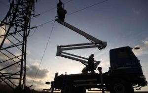 180 тисяч абонентів були без світла через обстріли новини LBua