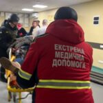 Медикам швидкої модуть підвищити зарплату до 35 тс грн новини LBua