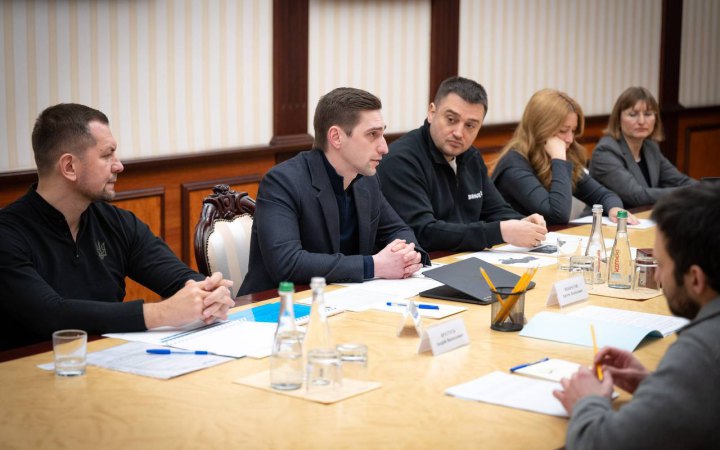 Мобільні оператори закупили генератори для живлення базових станцій