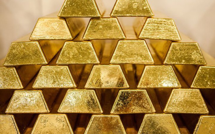 Ціни на срібло й золото оновили рекорди на тлі геополітичної напруги LB.ua