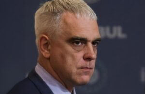 Поклад під ударом через обшуки у ексголови ДПСУ, – політолог