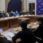 18:23
    
Шмигаль: завдяки цілодобовій роботі ремонтних бригад та погоді є позитивна динаміка по світлу