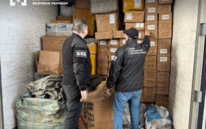 В Києві викрили схему незаконного ввезення господарських товарів з Китаю