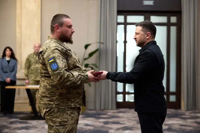 Зеленський зустрівся з представниками угорської громади перед виборами в Угорщині