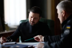 Масштабування роботизованих комплексів та захист від балістики. Зеленський провів Ставку