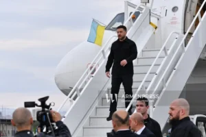 Президент прибув до Вірменії на саміт європейських лідерів