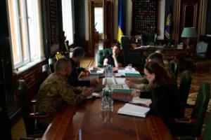 Демобілізація, виплати та нові контракти. Президент заявив про початок армійської реформи