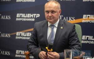 публічне інтервю голови Держмитслужби Ореста Мандзія