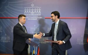 Сьогодні, 19:59
    Україна та Албанія запроваджують «транспортний безвіз»