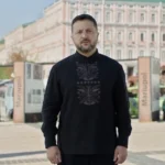 «Перетворює вас на добрива». Зеленський у День Незалежності пояснив росіянам, що накоїв Путін