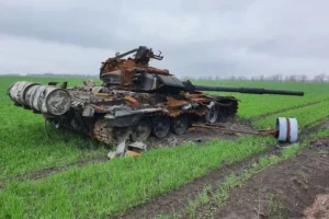 Уряд дозволив передати п’яти музеям європейських країн знищені російські танки
