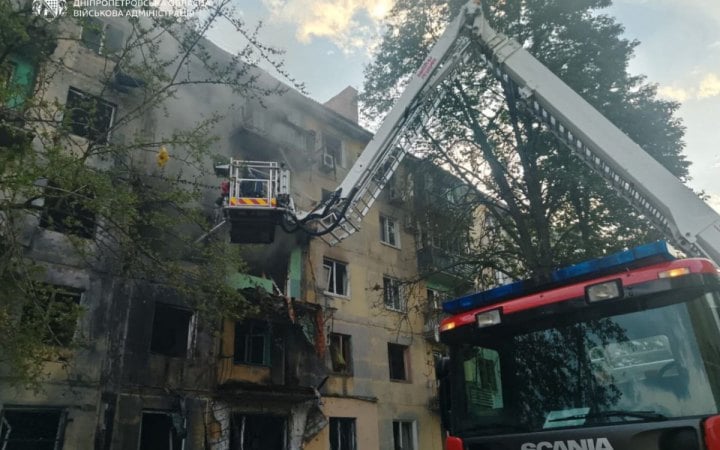Павлоград отримав два генератори для модульного містечка ВПО