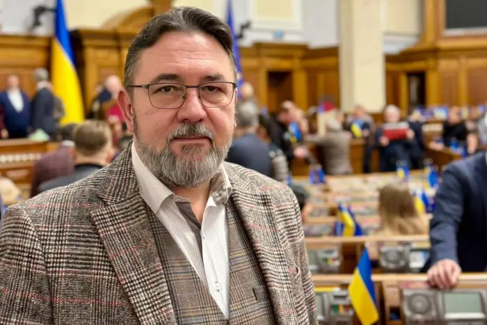 «Причини зникли». Нардеп Потураєв передумав здавати мандат через відставку Федорова