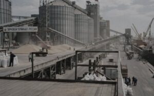 РФ шукає альтернативні маршрути експорту зерна без Чорного моря новини LB.ua