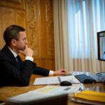 Кабмін поступово почав відновлювати видатки призупинені через брак коштів